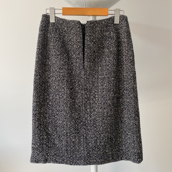 Eddie Bauer wool pencil skirt size 4 - Picture 2 of 3